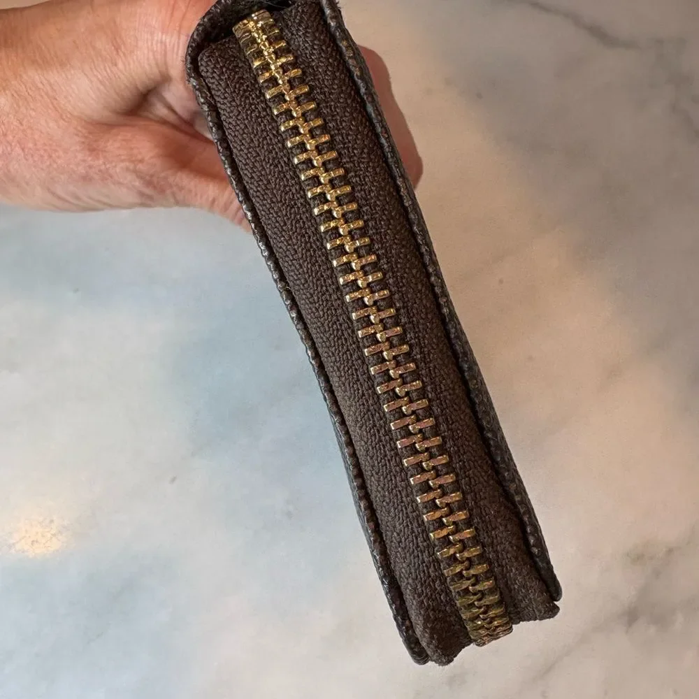 Michael Kors Wallet Leather Signature Continental FullmZip Accordion Bag